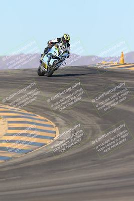 media/Jan-10-2025-CVMA Friday Practice (Fri) [[489e0da257]]/Group 4 and Trackday/Session 3 (Turns 9 and 10)/